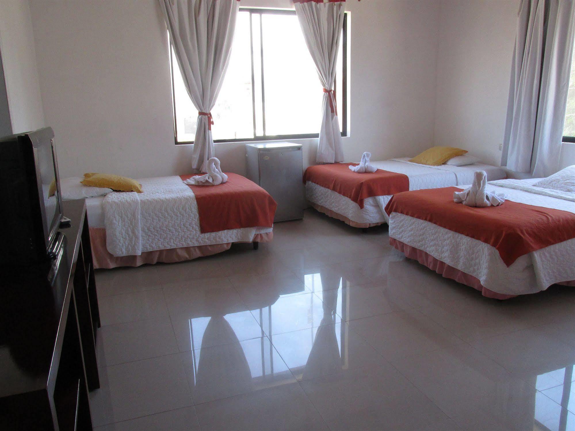 Hotel La Gran Tortuga - ᯤ Starlink بْوُرتو فيلاميل المظهر الخارجي الصورة